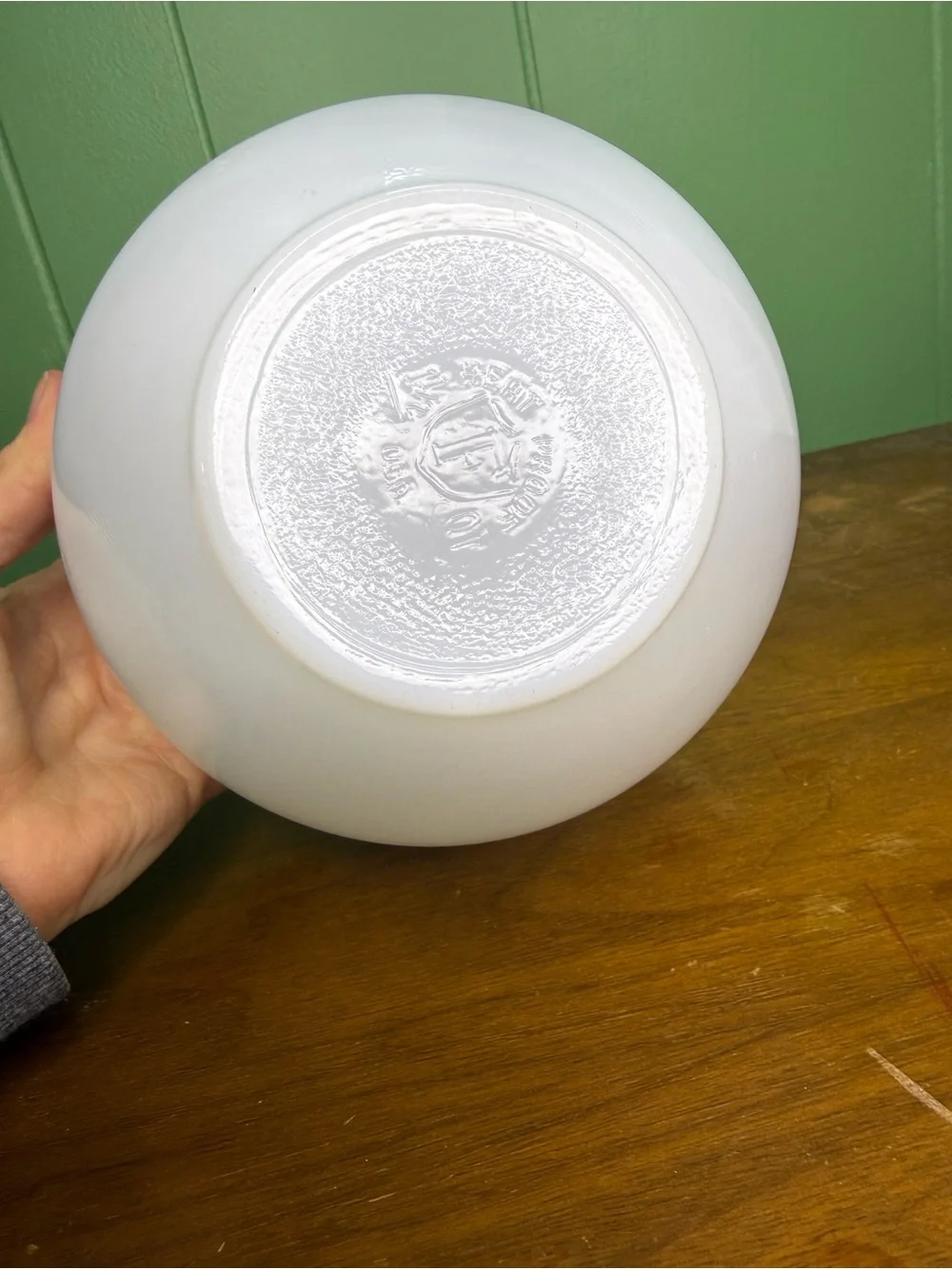 vintage Federal Glass mixing bowl featuring a 